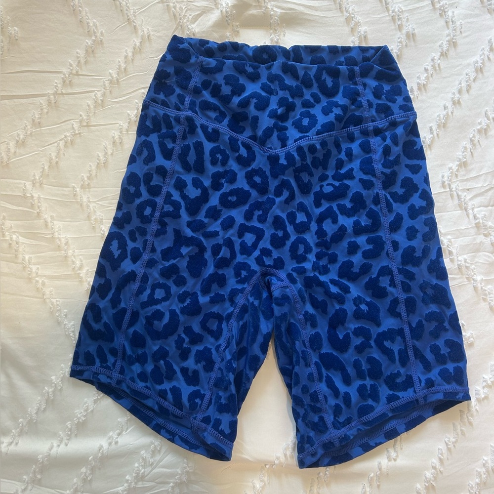 Balance Athletica now Vitality Blue Leopard Print High-Waist Biker Shorts XS